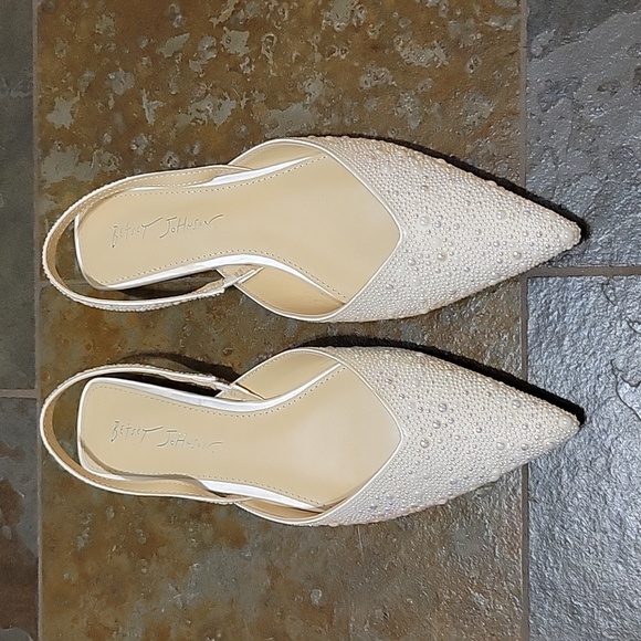 Betsey Johnson | Vance Slingback Pointed Toe Flats Rhinestone Detail in size 8.5 - Picture 1 of 7